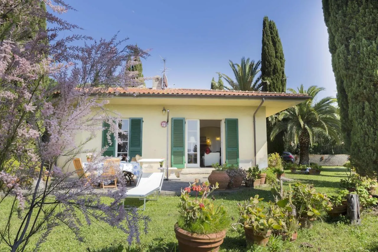 Villa Lilla Magazzini  0*, Magazzini (Tuscany) Włochy